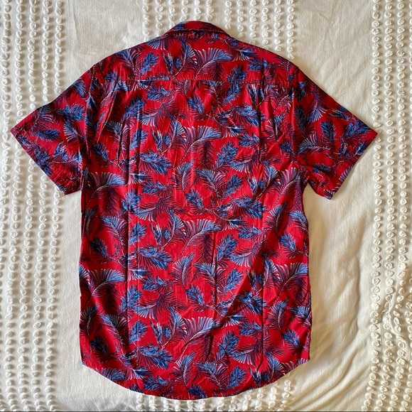 Heritage Slim Fit Medium Red Shirt w/ Print - Picture 5 of 6